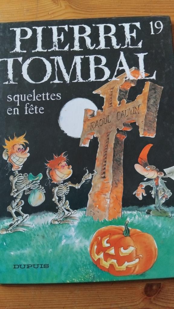 Bd. Peter Tombal. 19, Ophalen of Verzenden