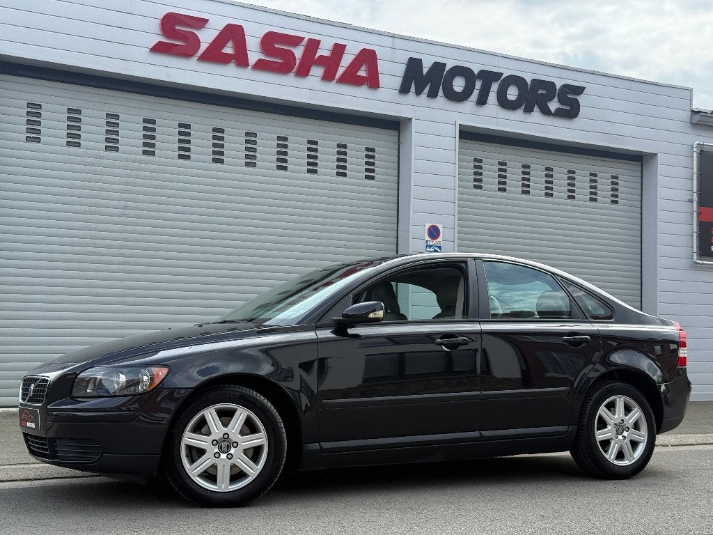 Volvo S40 2.4 Benzine 5-Cilinder | Full Service | Top Staat, Auto's, Volvo, Voorwielaandrijving, Dealer onderhouden, Stof, Zwart