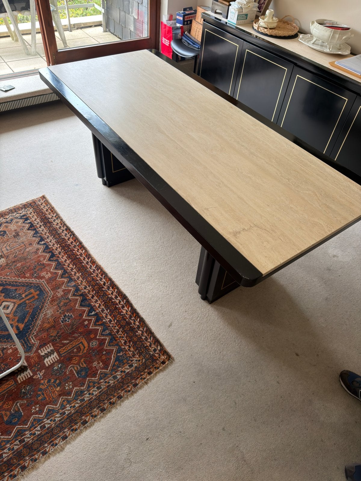 Tafel en buffet, Ophalen
