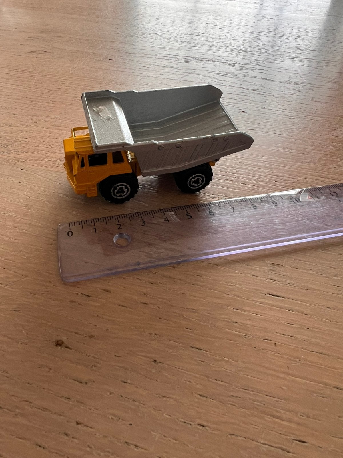 Dump truck, Ophalen of Verzenden, Zo goed als nieuw