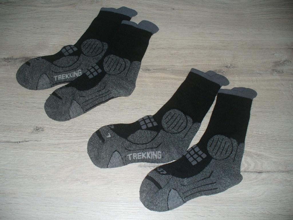 2 paar trekking sokken maat 35 - 37, Ophalen of Verzenden, Zo goed als nieuw, Jongen, Sokken
