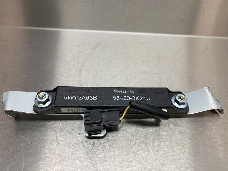 ANTENNE D'ACCÈS SANS CLÉ Kia Sportage (SL) (|954203K210|), Kia, Utilisé, Continental AG, Continental-Plaza 1
30175  Hannover, DE