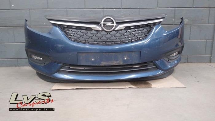 Voorbumper van een Opel Zafira, Gebruikt, -, -, Opel