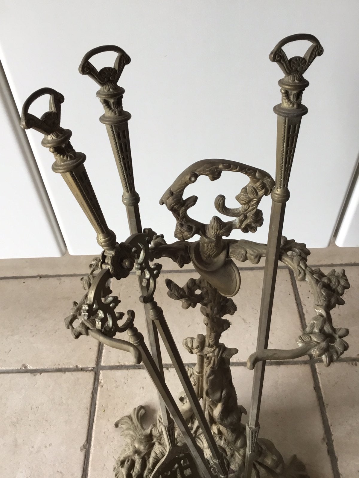 Set de cheminée, Enlèvement