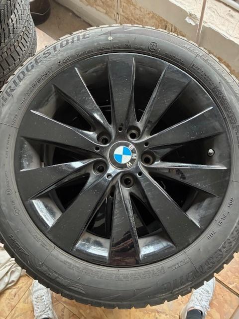 Set Bridgestone winterbanden plus velgen 225/50 R17, Auto-onderdelen, Banden en Velgen, Ophalen, Gebruikt, Banden en Velgen, 17 inch