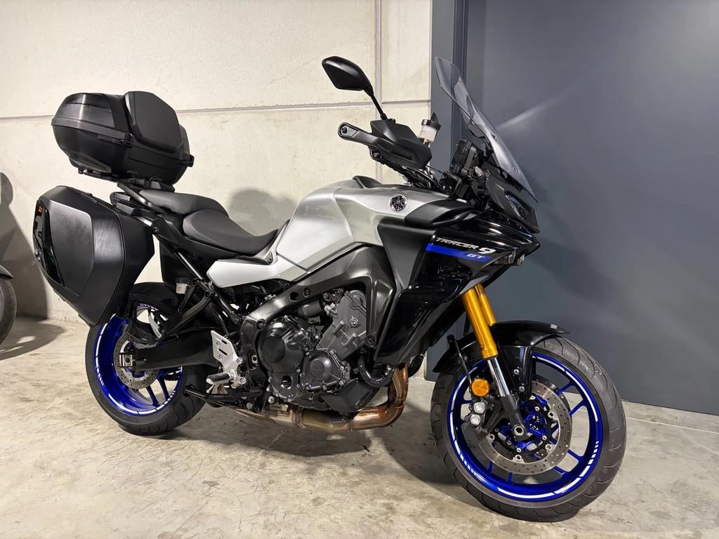 Yamaha Tracer 9 GT met topcase (bj 2021), Motoren, Bedrijf, 900 cc, Meer dan 35 kW, Toermotor