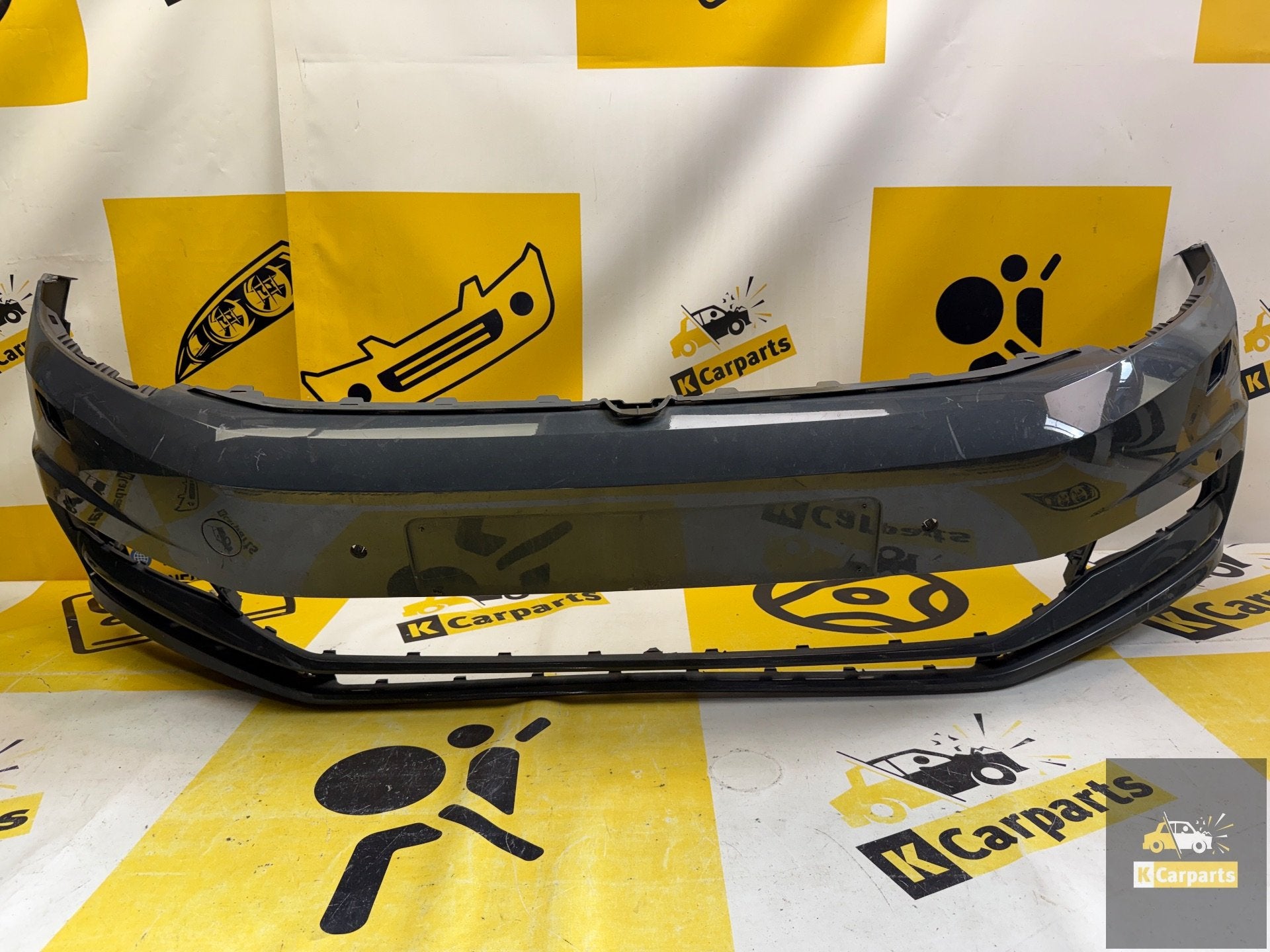 Volkswagen Touran 5TA 4XPDC KLS Voorbumper 5TA807221A, Gebruikt, Volkswagen AG, Vw@volkswagen.de, Bumper