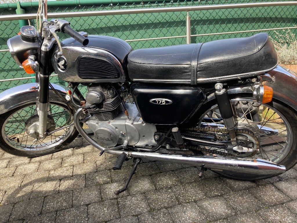 oldtimer cd175, Motos, Jusqu'à 11 kW, 2 cylindres, 175 cm³, Manuelle