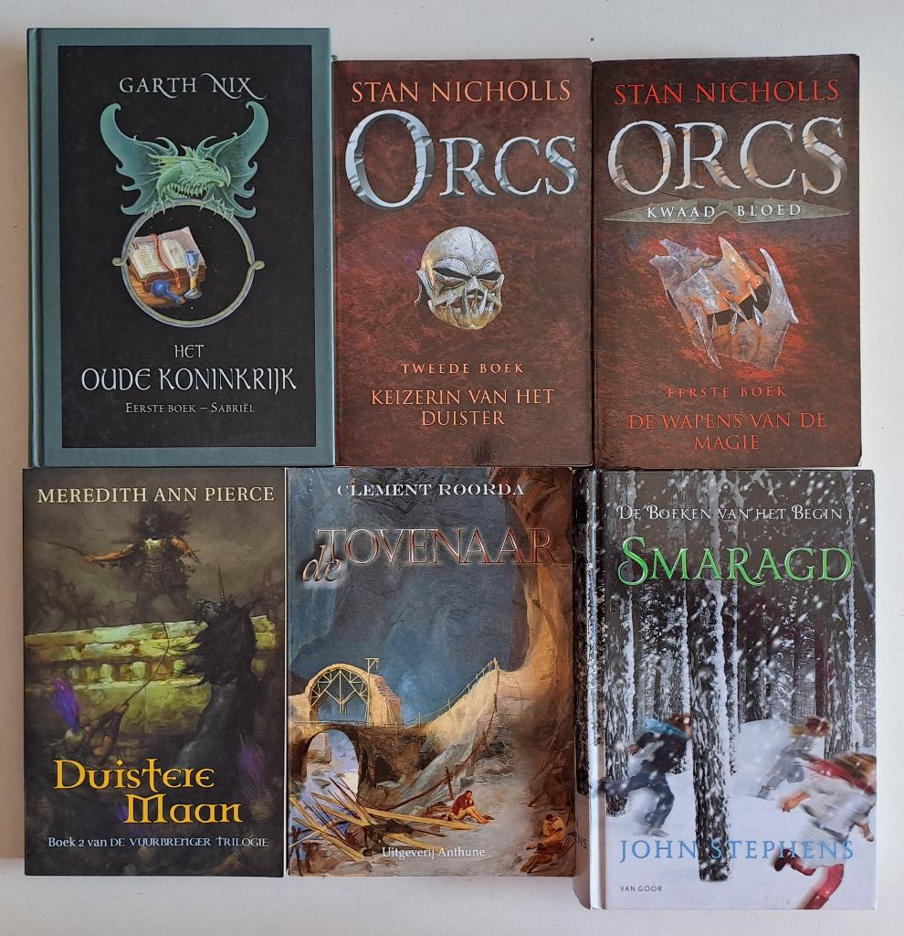 Boeken Fantasy & Science Fiction (3), Boeken, Fantasy, Gelezen, Ophalen of Verzenden