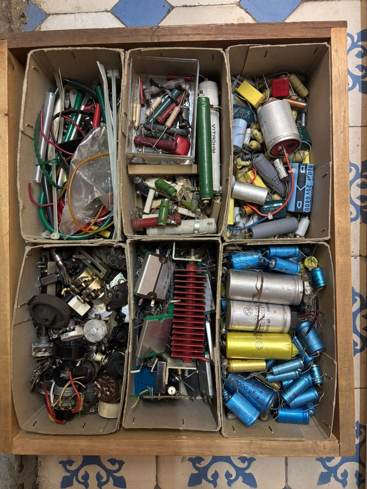 Fusibles, cables, fiches…, Enlèvement