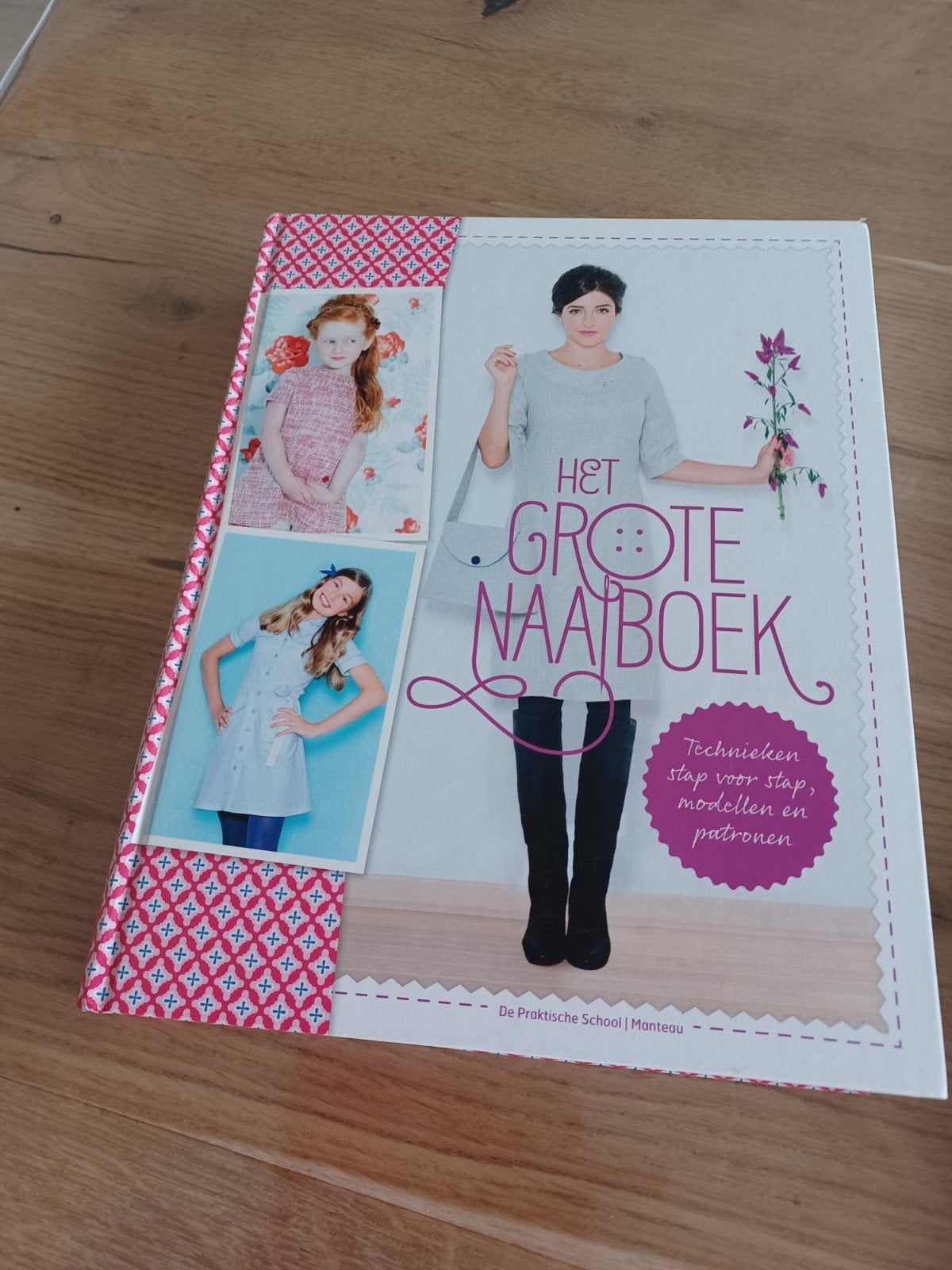Her grote naaiboek., Boeken, Ophalen, Nieuw, Mode algemeen