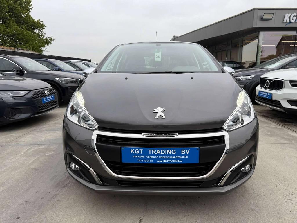 Peugeot 208 1.2i 5-DEURS NAVIGATIE CARPLAY PDC ALU BLUETOOTH, Auto's, Stof, Gebruikt, 1199 cc, https://public.car-pass.be/vhr/bc3c82ba-afb2-4b2f-b69c-3d2f37ad6724