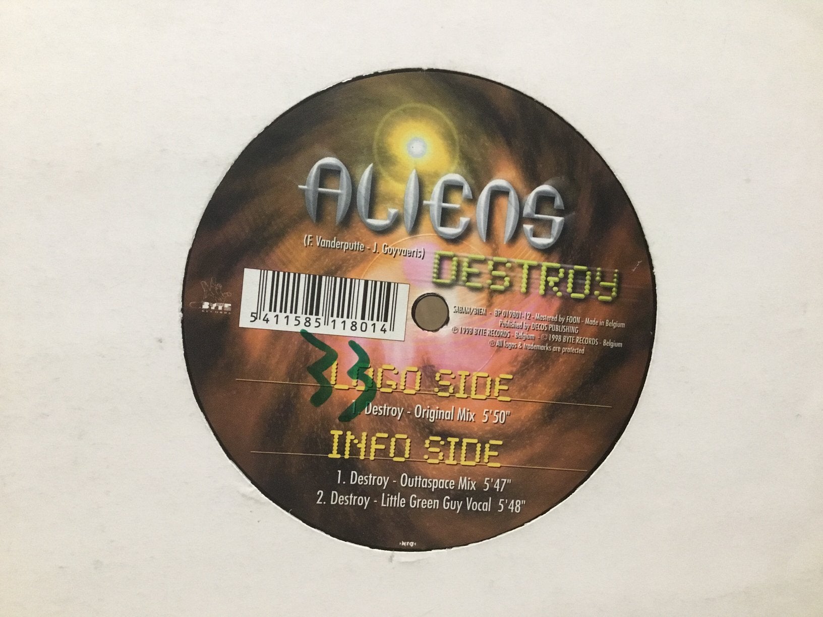 Aliens. Destroy, Ophalen of Verzenden, Zo goed als nieuw