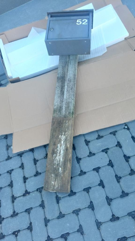 Brievenbus, Tuin en Terras, Ophalen, Gebruikt, Aluminium, Staande brievenbus