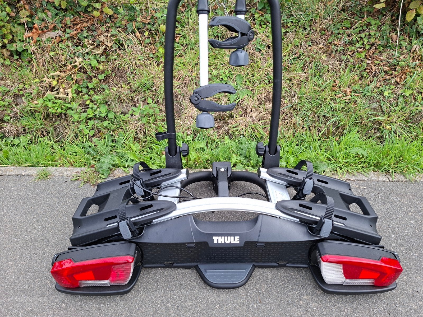 Thule 924 13-polig fietsenrek, Ophalen, Nieuw, Brede banden, 2 fietsen