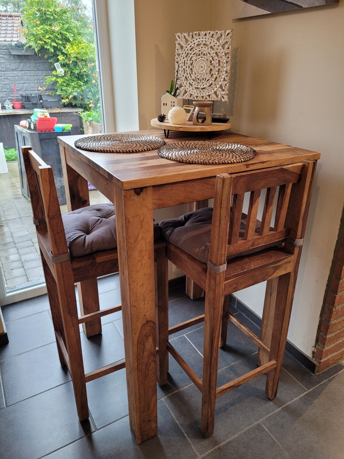 table haute + 2 chaises. Très robuste, Enlèvement, Comme neuf