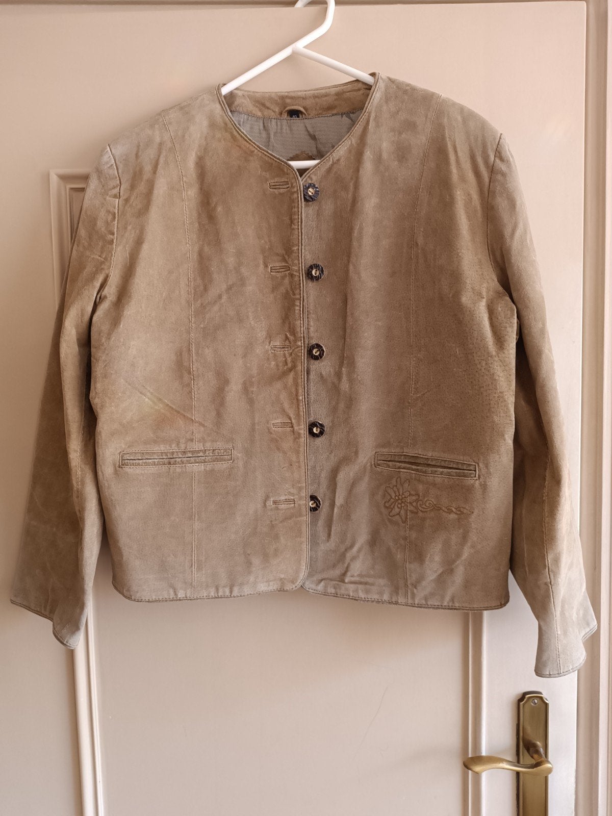Oktoberfest Leren Dames Jas mt 40, Kleding | Dames, Jasjes, Kostuums en Pakken, Maat 38/40 (M), Beige, Nieuw, Ophalen of Verzenden