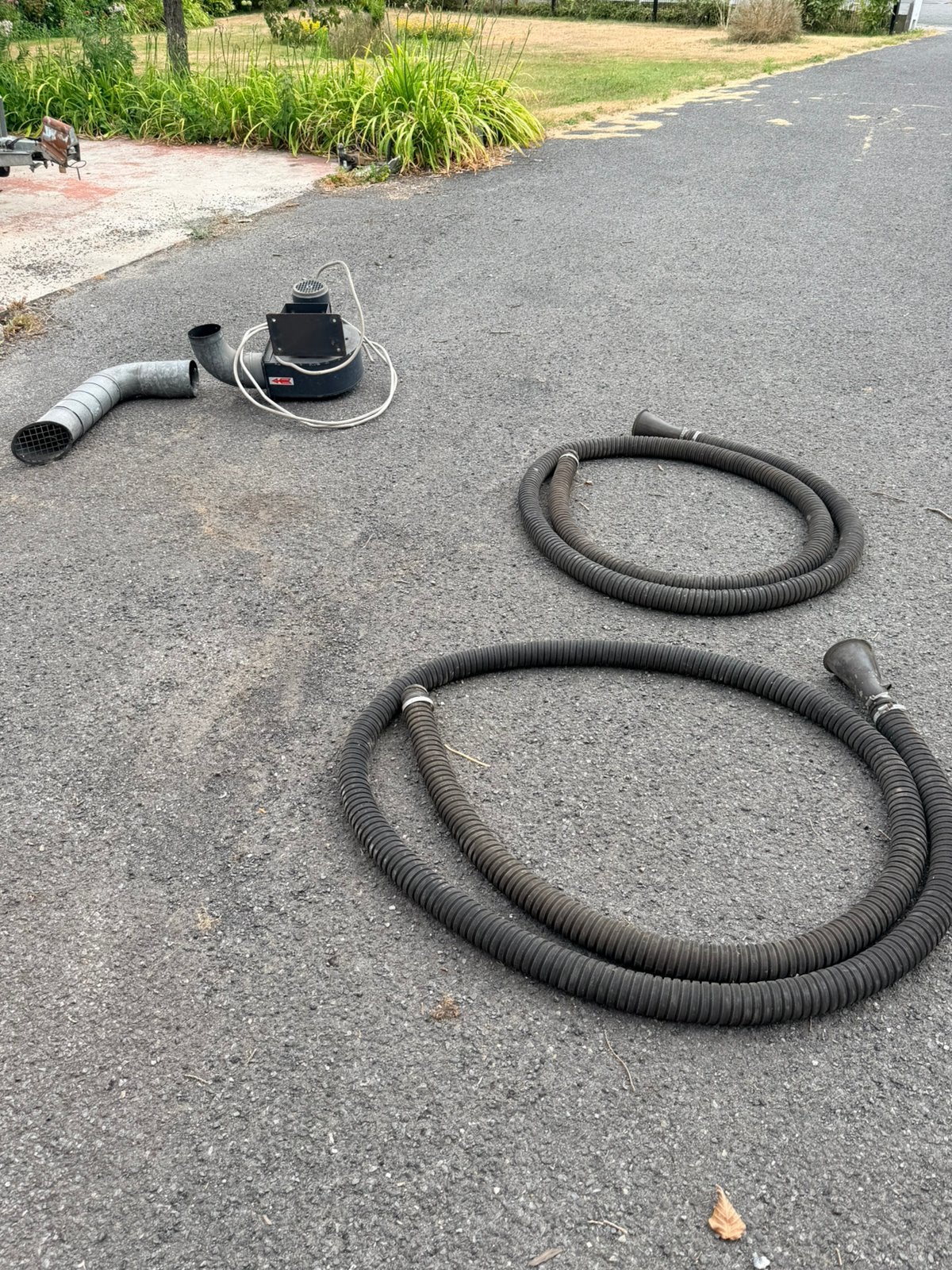 Afzuigmotor + slangen voor garage uitlaatgasafzuiging, Ophalen, Zo goed als nieuw