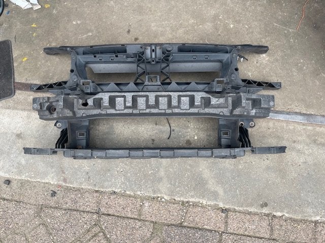 FACE AVANT Volkswagen Touran (1T1 / T2) (1T0805588AD), Autos : Pièces & Accessoires, Carrosserie & Tôlerie, Volkswagen, Volkswagen AG