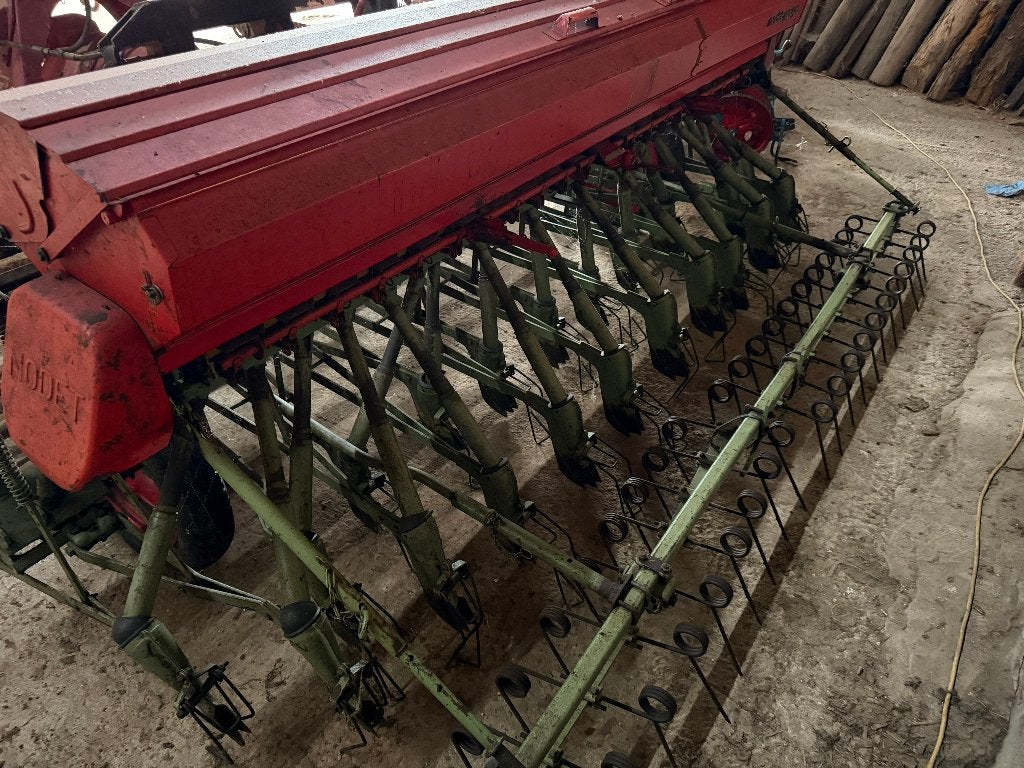 Nodet in-line zaaimachine, Ophalen, Akkerbouw, Zaaien, Planten of Poten