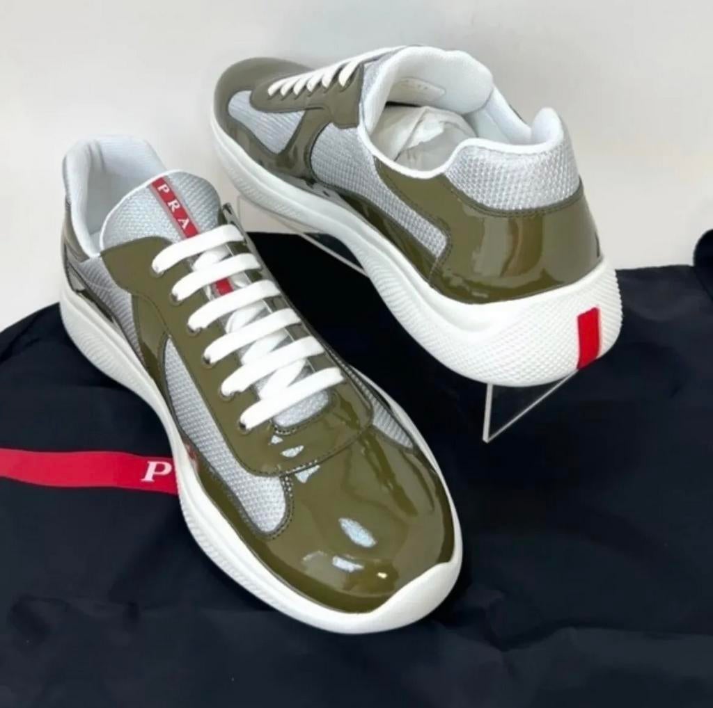 prada schoenen, Ophalen of Verzenden, Zo goed als nieuw