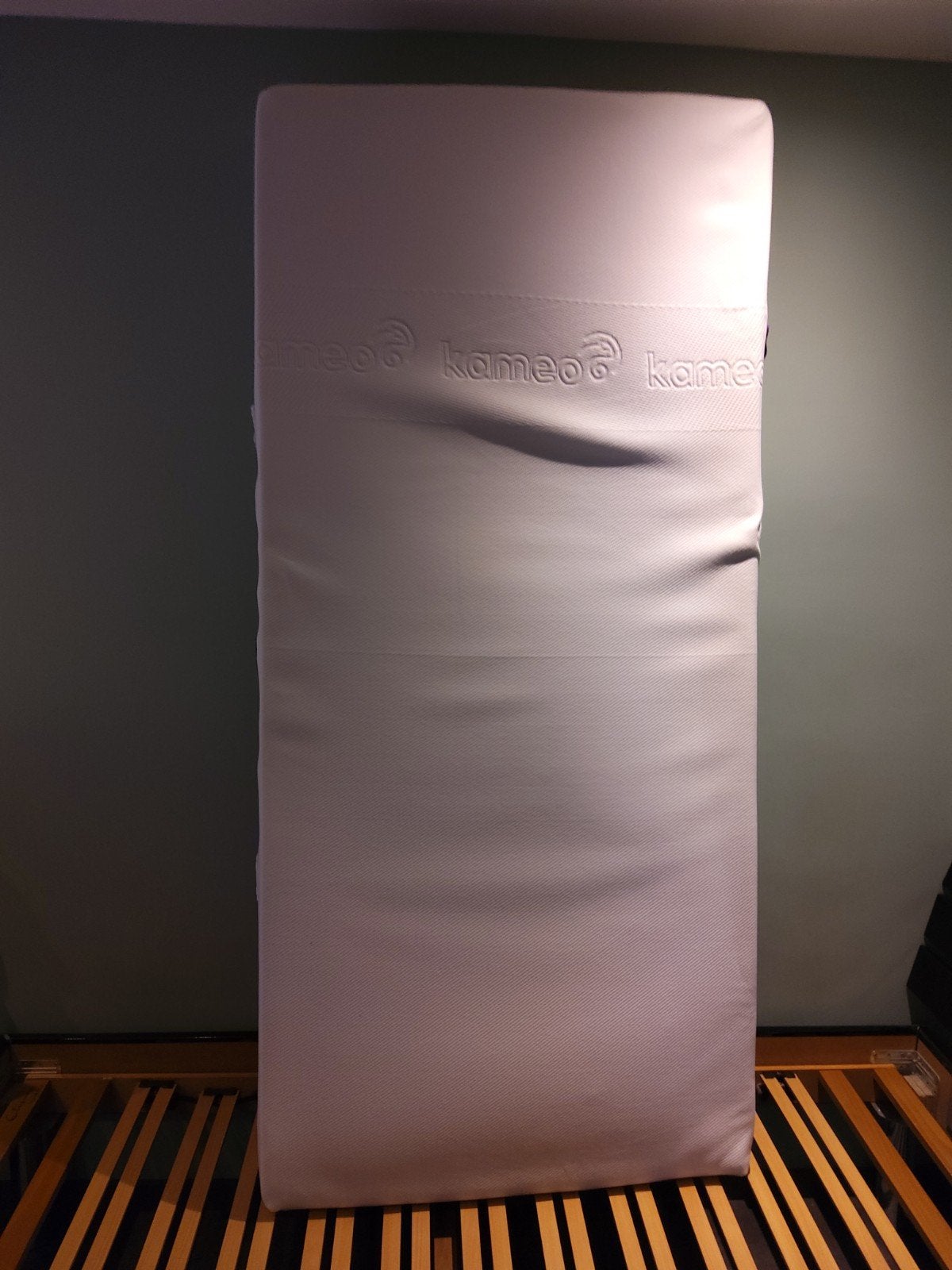 NIEUWE KAMEO ESSENCE FOAM AANPASBAAR MATRAS MOET NU WEG, Ophalen, 90 cm, Eenpersoons, Nieuw