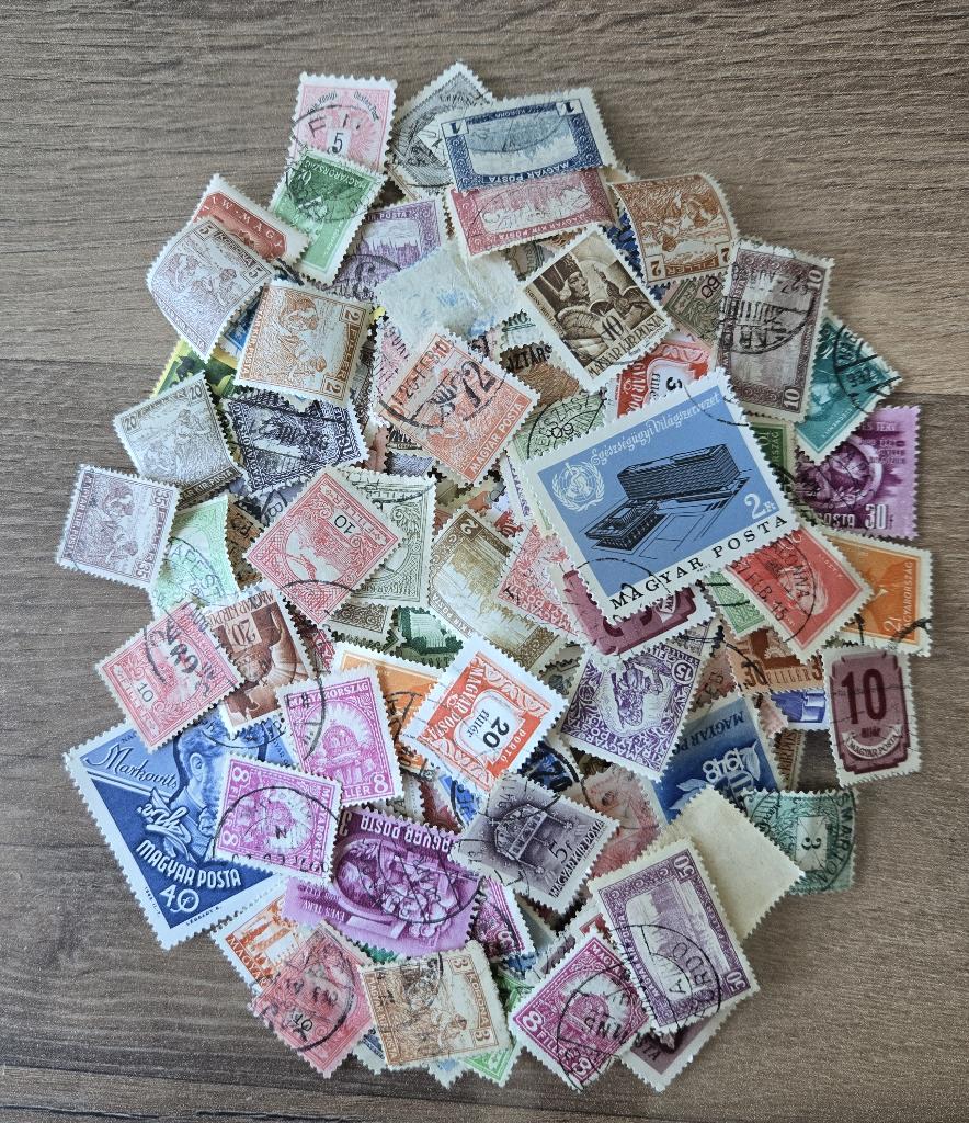 TIMBRE HONGRIE 150 Timbres pour collectionneur, Envoi