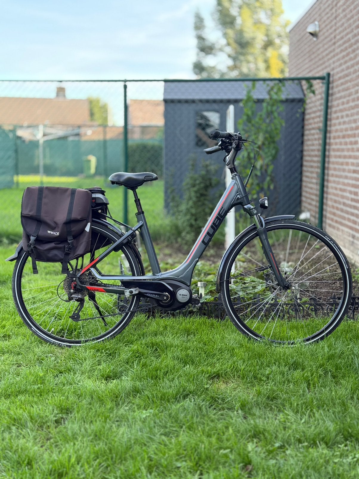Cube elektrische damesfiets met Bosch Active Line motor., Fietsen en Brommers, Ophalen, Zo goed als nieuw, Cube
