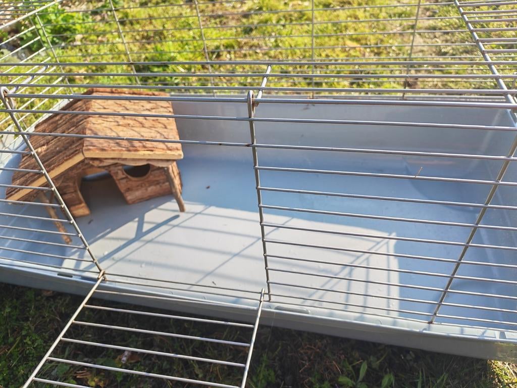 Cage à lapin, Enlèvement, Cage