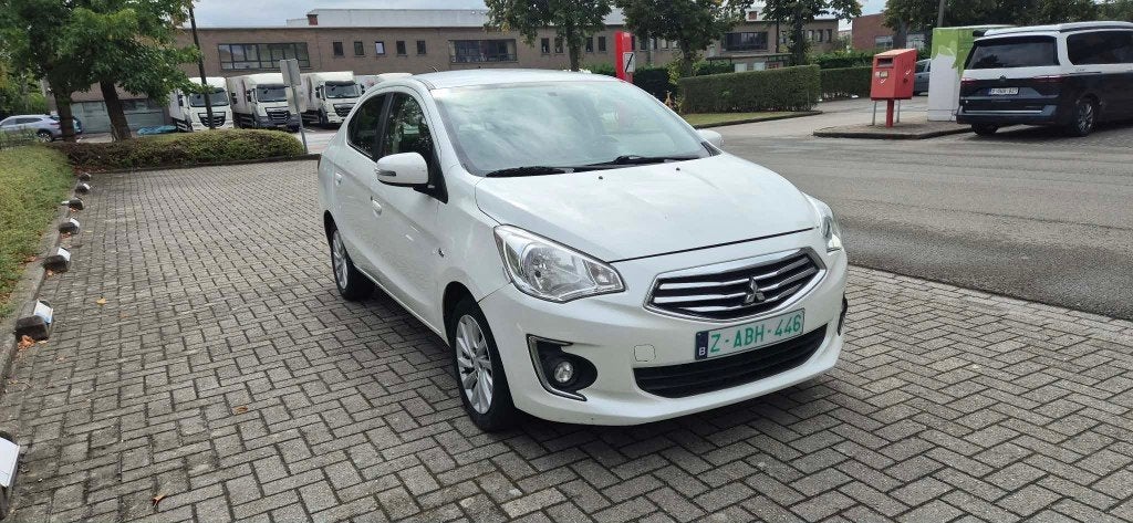 Mitsubishi Attrage 1.2 Benzine – 2015 • Bouwjaar: 2015, Autos, Euro 5, Achat, Boîte manuelle, 5 portes