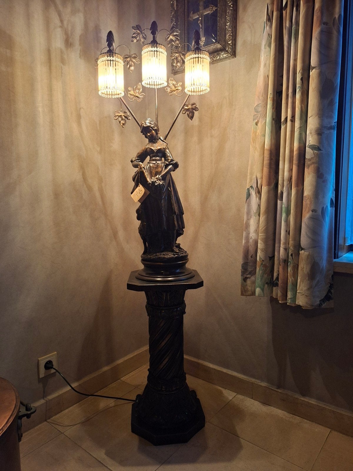 Franse staande lamp, Ophalen