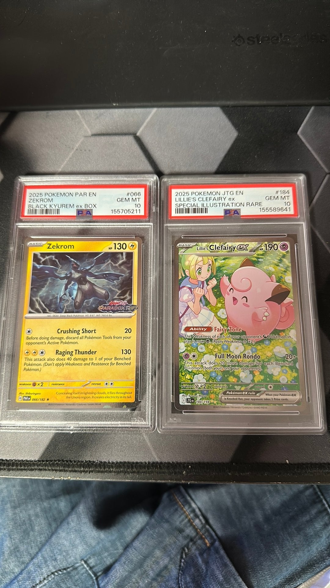 Lilies clefairy 184 en zekrom stamped 66, Ophalen, Zo goed als nieuw