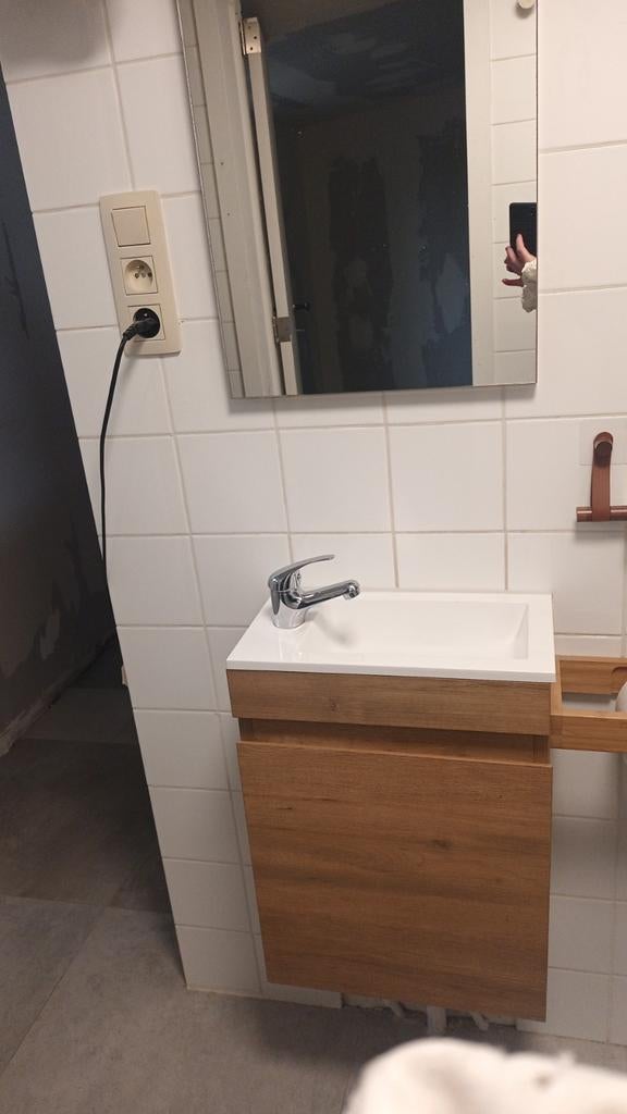 Avendre les 2 pièces. Voir plusieurs choses avendre, Enlèvement ou Envoi, Utilisé