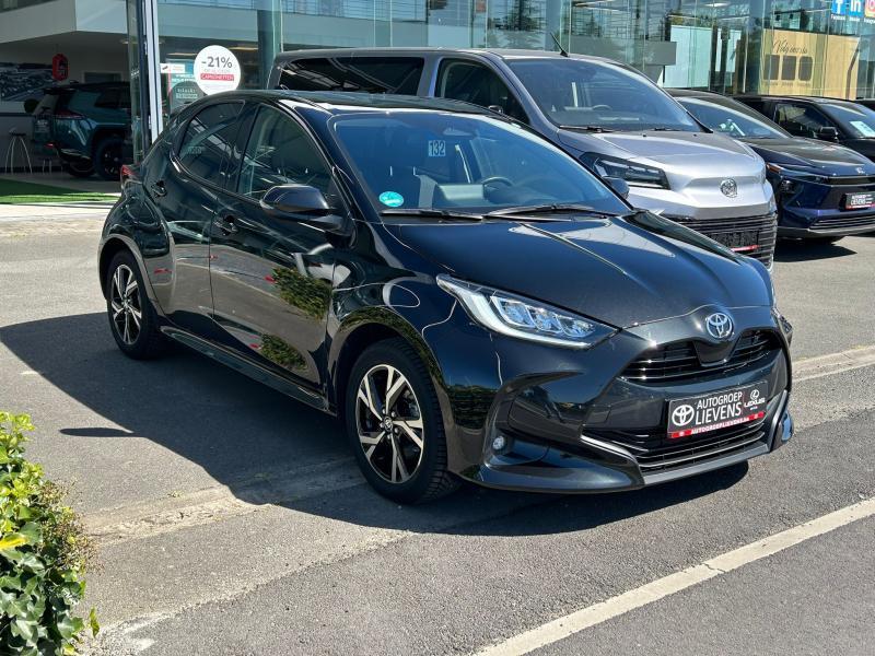 Toyota Yaris 1.5HYB TEAMPLAYER, Auto's, Automaat, 91 g/km, 1490 cc, 5 deurs