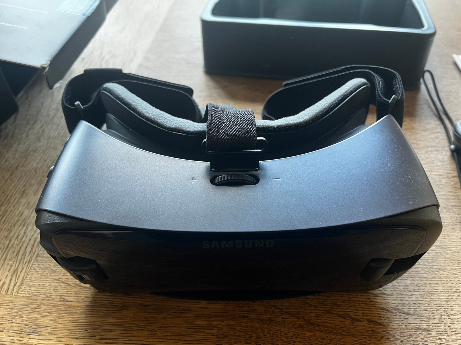 Samsung Gear VR met controller, Enlèvement ou Envoi, Comme neuf