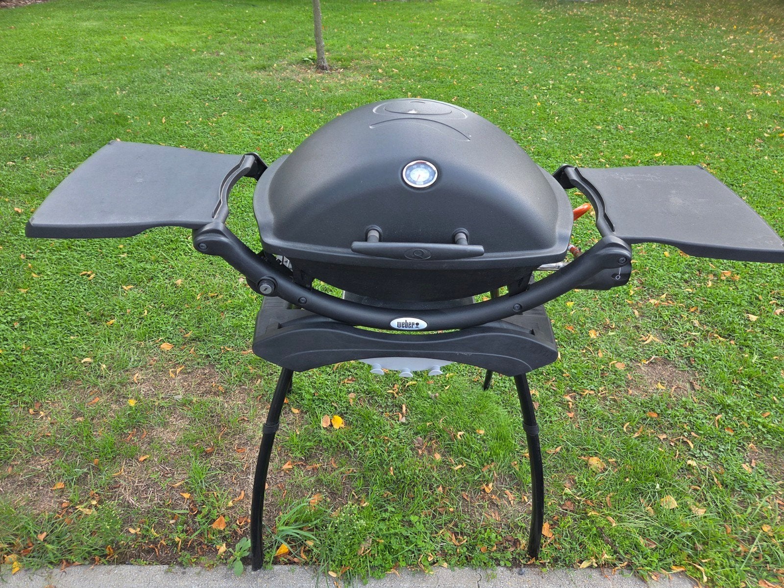 Weber bbq Q2200 black, Ophalen, Zo goed als nieuw, Weber