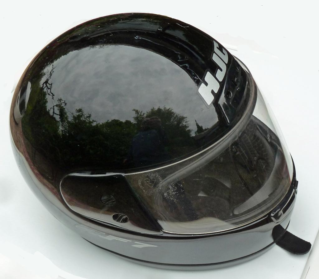 HJC zwarte integrale motorhelm — maat M, Motoren, Kleding | Motorhelmen, Integraalhelm, M, HJC, Tweedehands, Ophalen