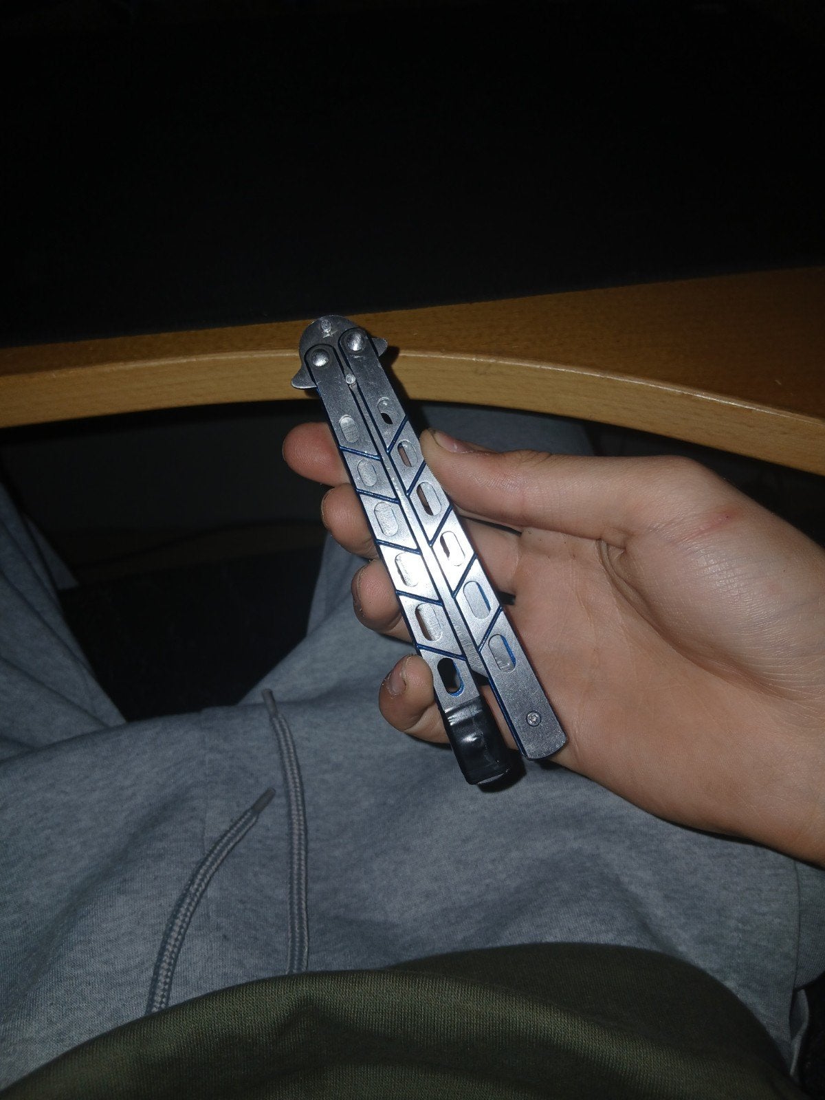 Vlindermes(balisong) tekoop/ruilen, Caravans en Kamperen, Ophalen, Zo goed als nieuw