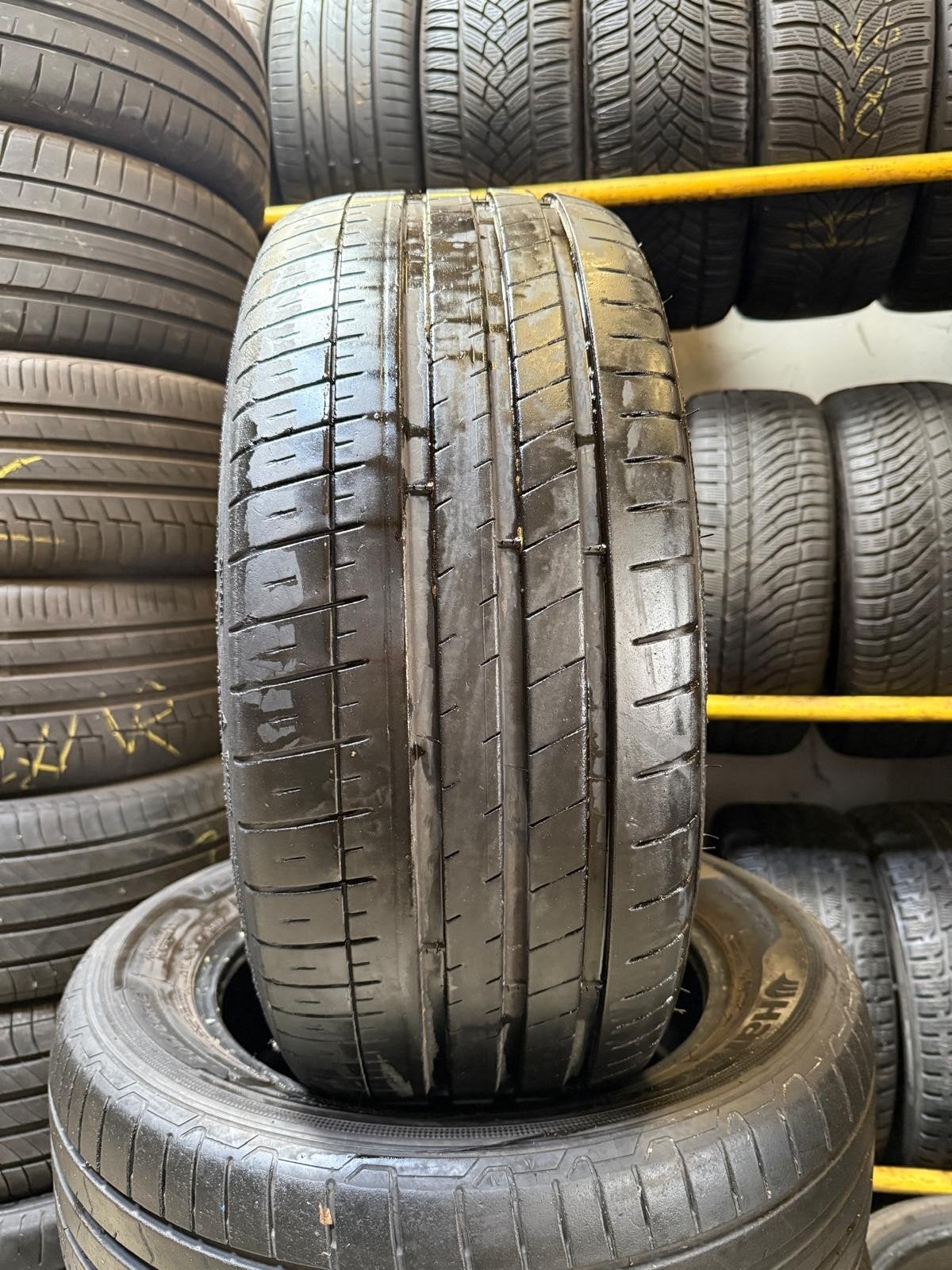 245 35 20 Michelin avec montage et équilibrage, Enlèvement