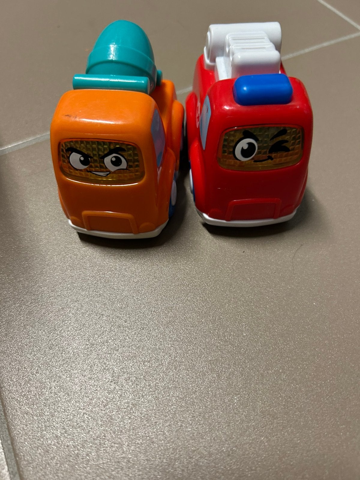 Camions avec son, Enlèvement, Comme neuf