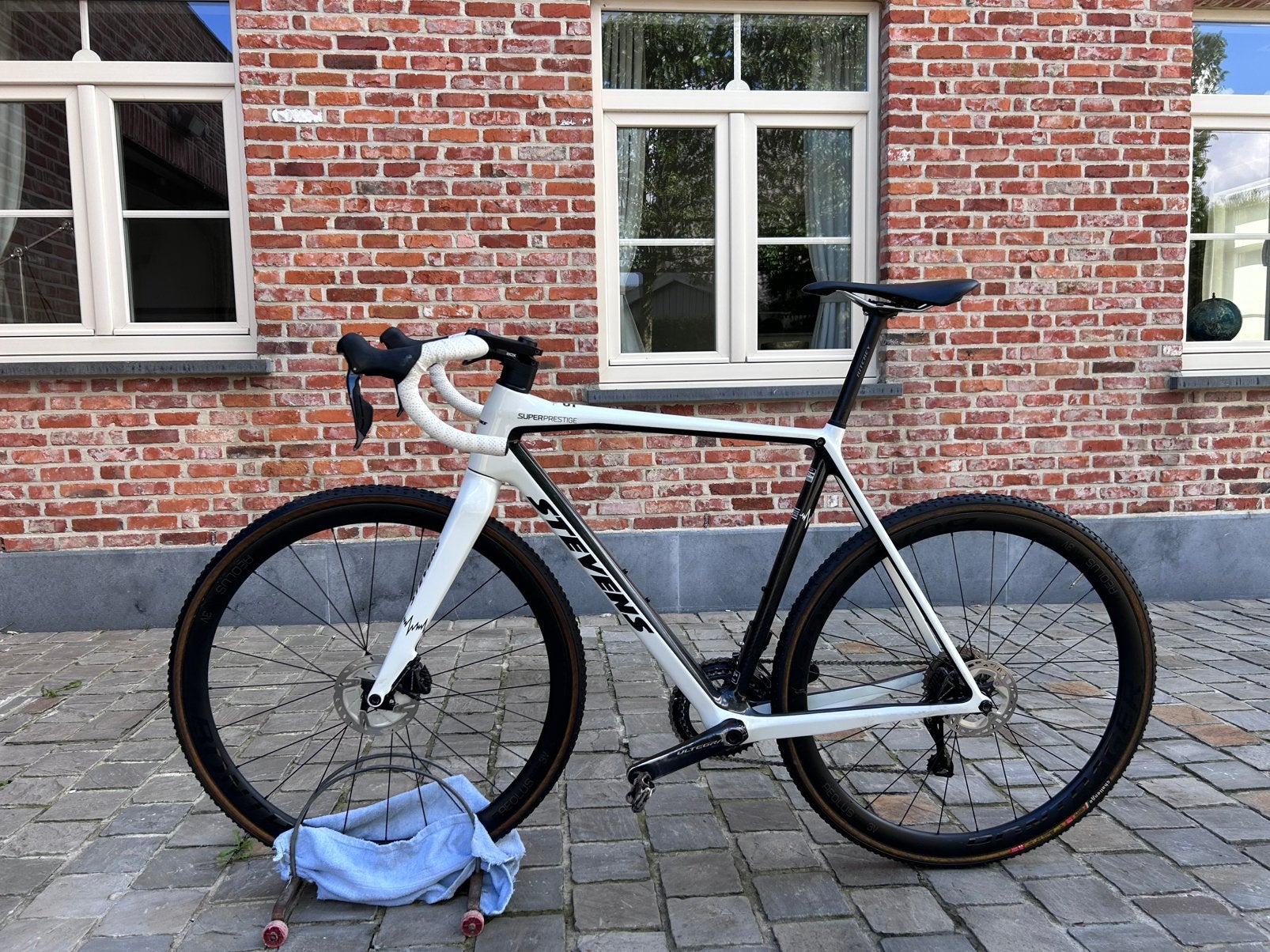 2 dezelfde crossfietsen, Vélos & Vélomoteurs, Autres marques, Enlèvement, 28 pouces, Frein à disque