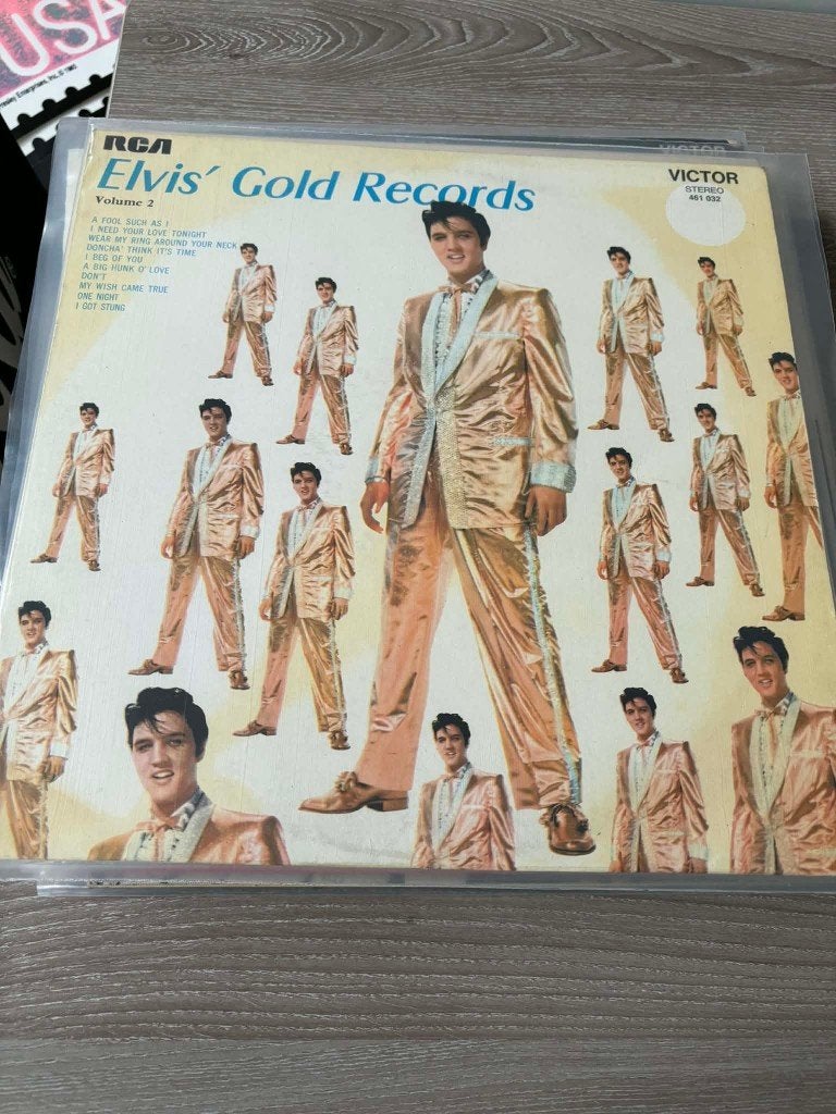 Elvis lp, Gold records volume 2. Franse of Duitse persing,, Cd's en Dvd's, LP, Gebruikt, Ophalen of Verzenden, Beschermende buitenhoes