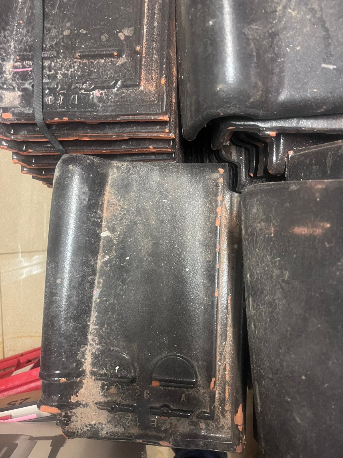 Dakpannen zwart, Doe-het-zelf en Bouw, Dakpannen en Dakbedekking, Ophalen of Verzenden, Zo goed als nieuw, Zwart, Dakpannen