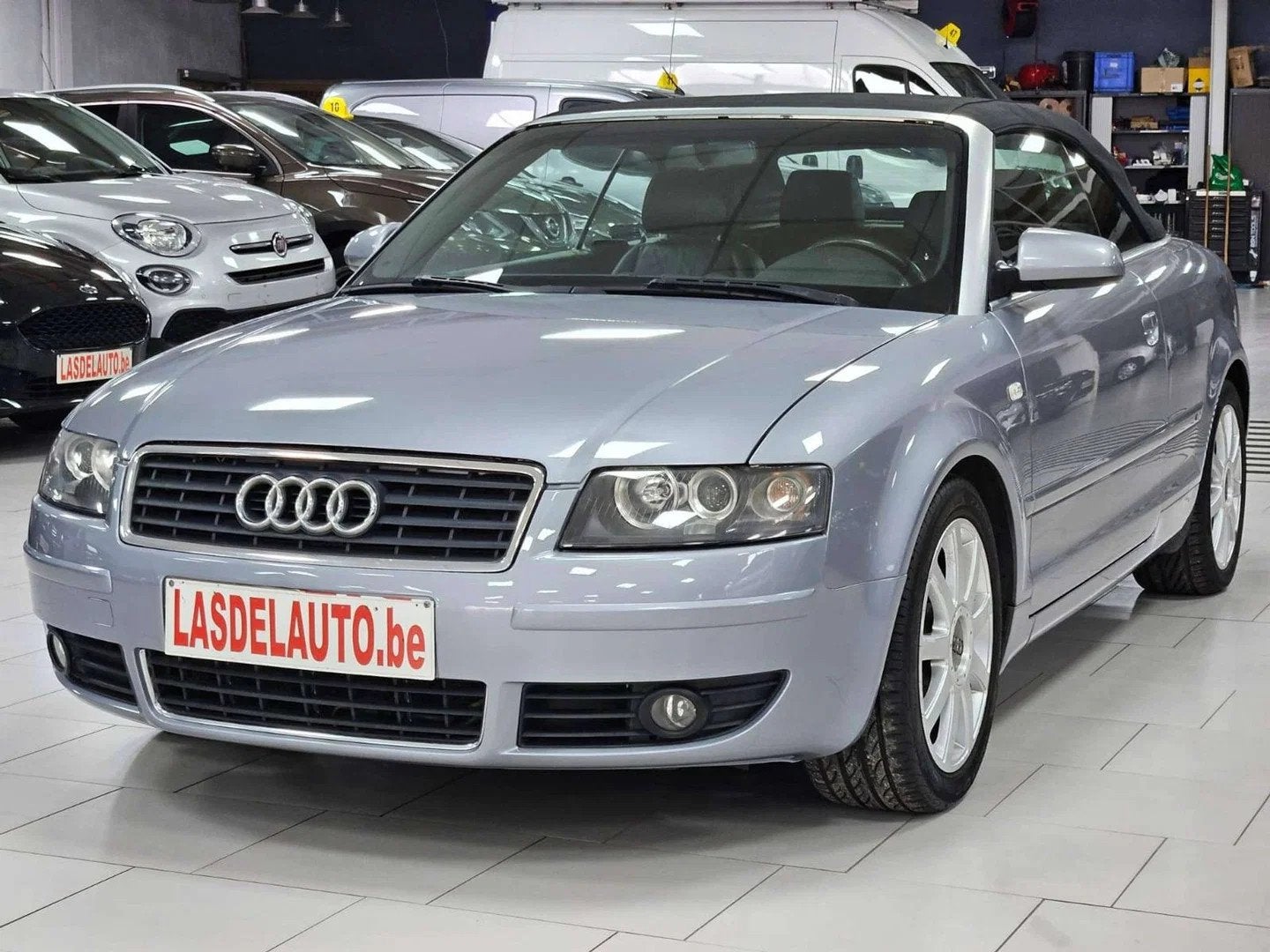 Audi A4 Cabriolet 1.8i Turbo S Line Cuir Chauffants Radio, Auto's, 4 zetels, Gebruikt, Zwart, 4 cilinders