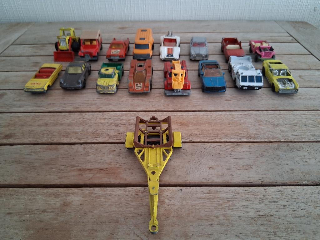17 Lesney Matchbox voertuigen, Hobby en Vrije tijd, Modelauto's | 1:87, Gebruikt, Ophalen of Verzenden, Nvt, Nvt