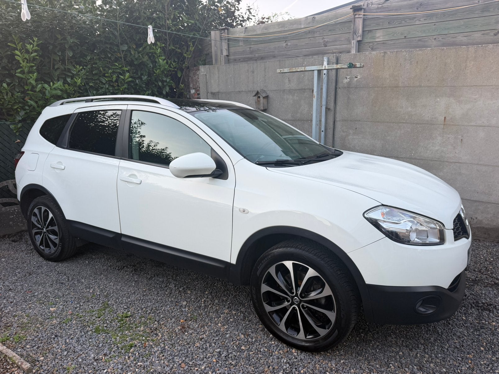Nissan Qasqai 1.5 dci met 7 placen heel mooi auto, Auto's, Euro 5, https://public.car-pass.be/recalls?lang=nl, Bedrijf, 5 deurs
