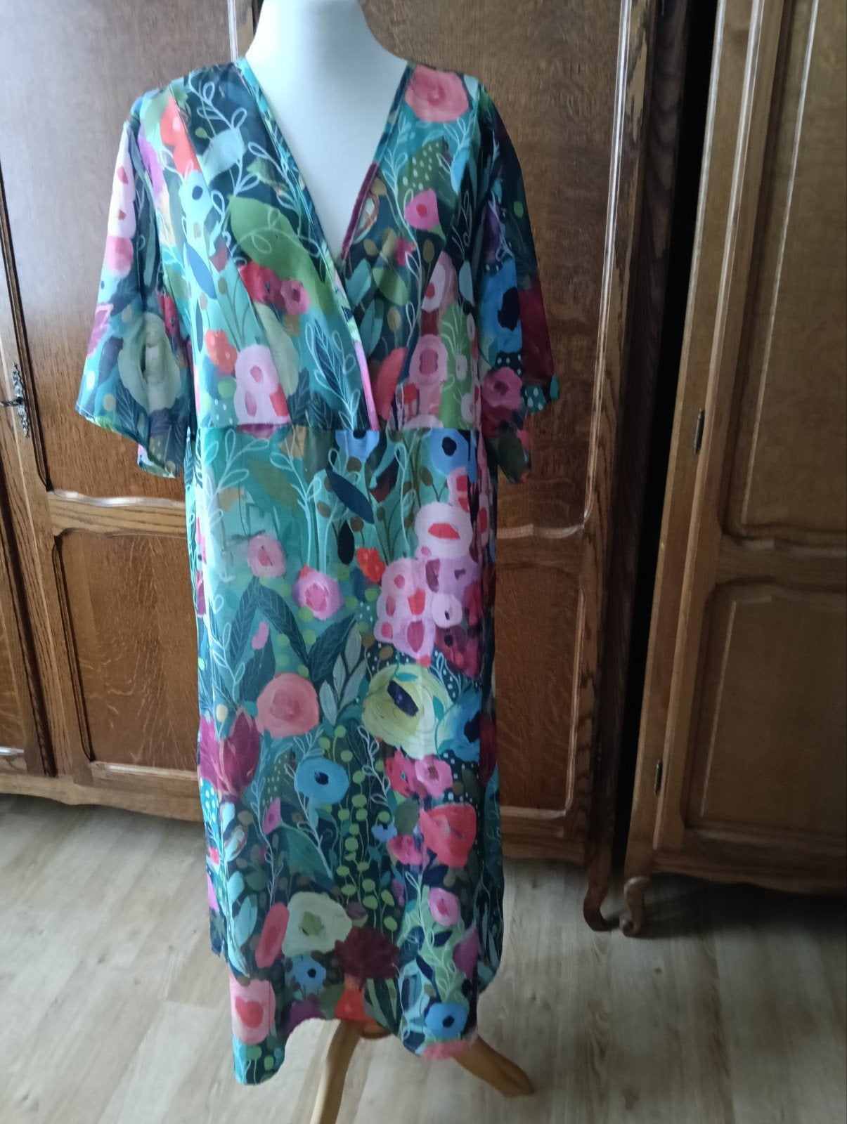 fleurig kleed (grote maat ), Vêtements | Femmes, Robes, Taille 46/48 (XL) ou plus grande, Enlèvement ou Envoi, Comme neuf, Multicolore