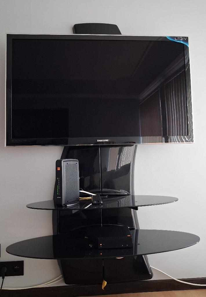 Meuble tv Meliconi, Ophalen, 50 tot 100 cm, Zo goed als nieuw, Glas
