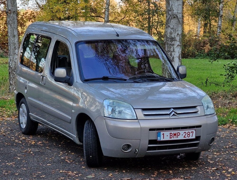 BERLINGO 1.6 HDI, Voorwielaandrijving, Beige, 4 cilinders, 1600 cc