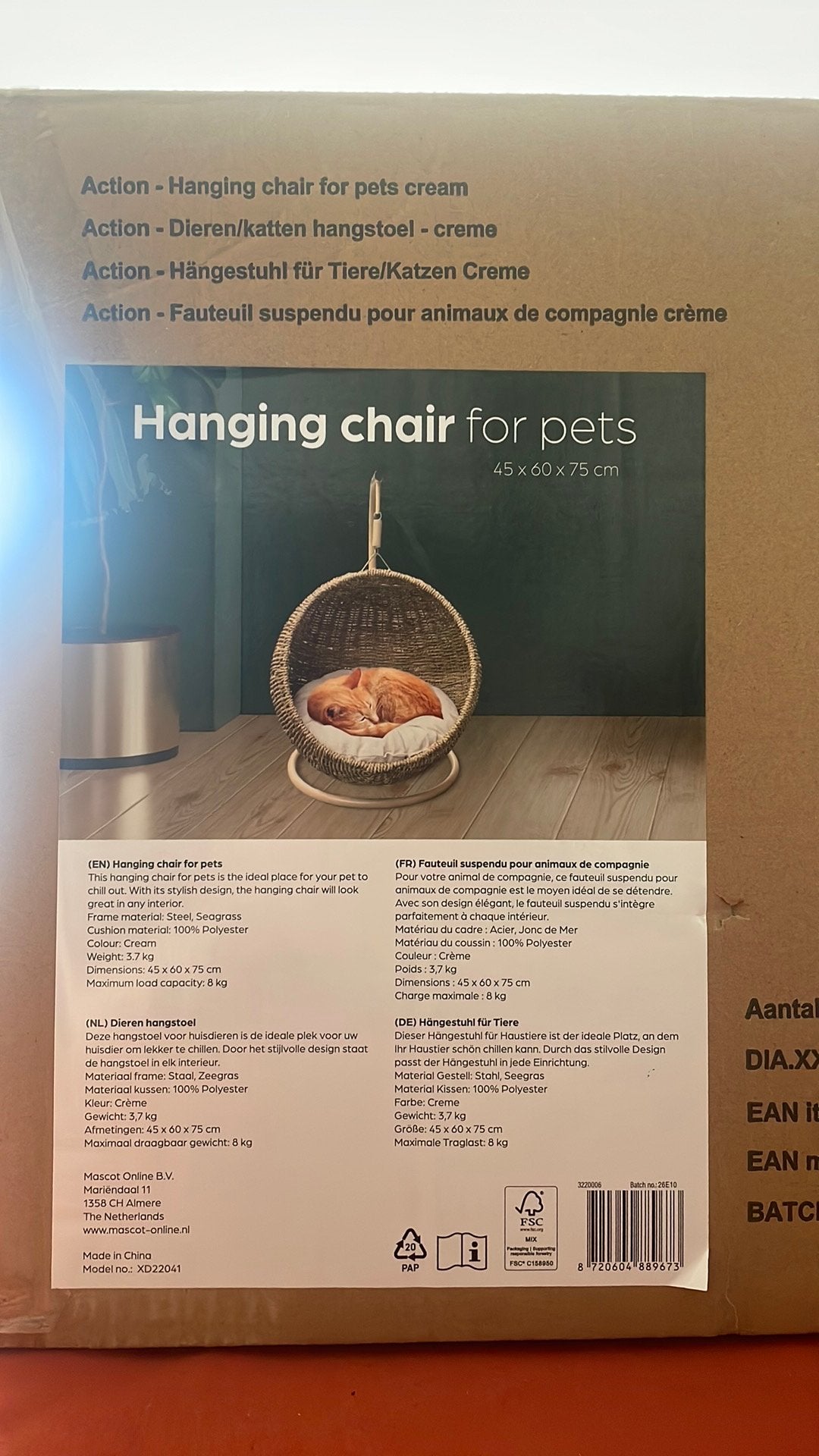 Action hangstoel katten, Ophalen, Zo goed als nieuw